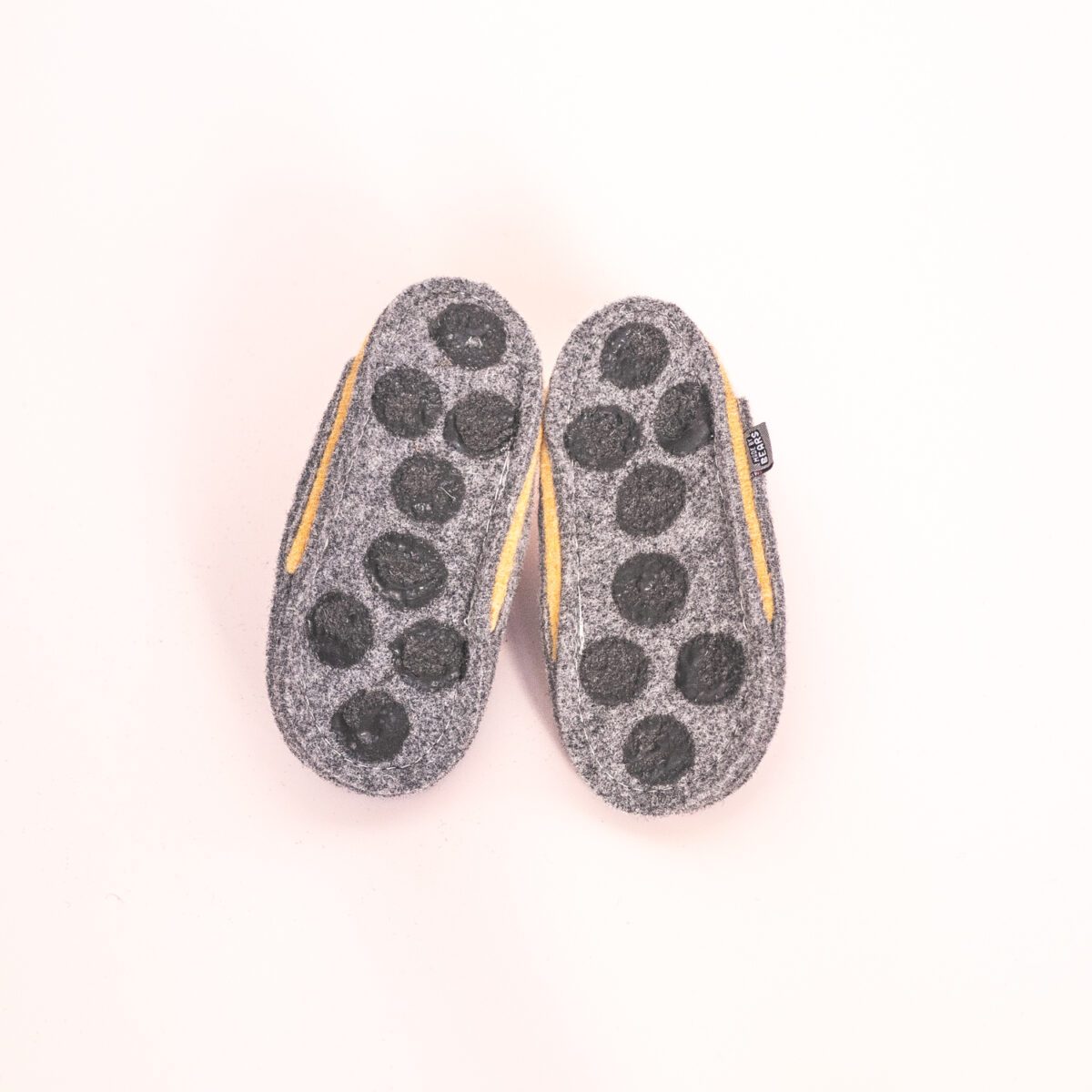 Dark gray and peach yellow slippers for toddlers